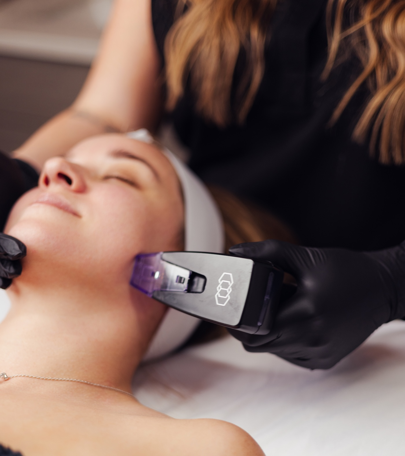 woman receiving morpheus treatment